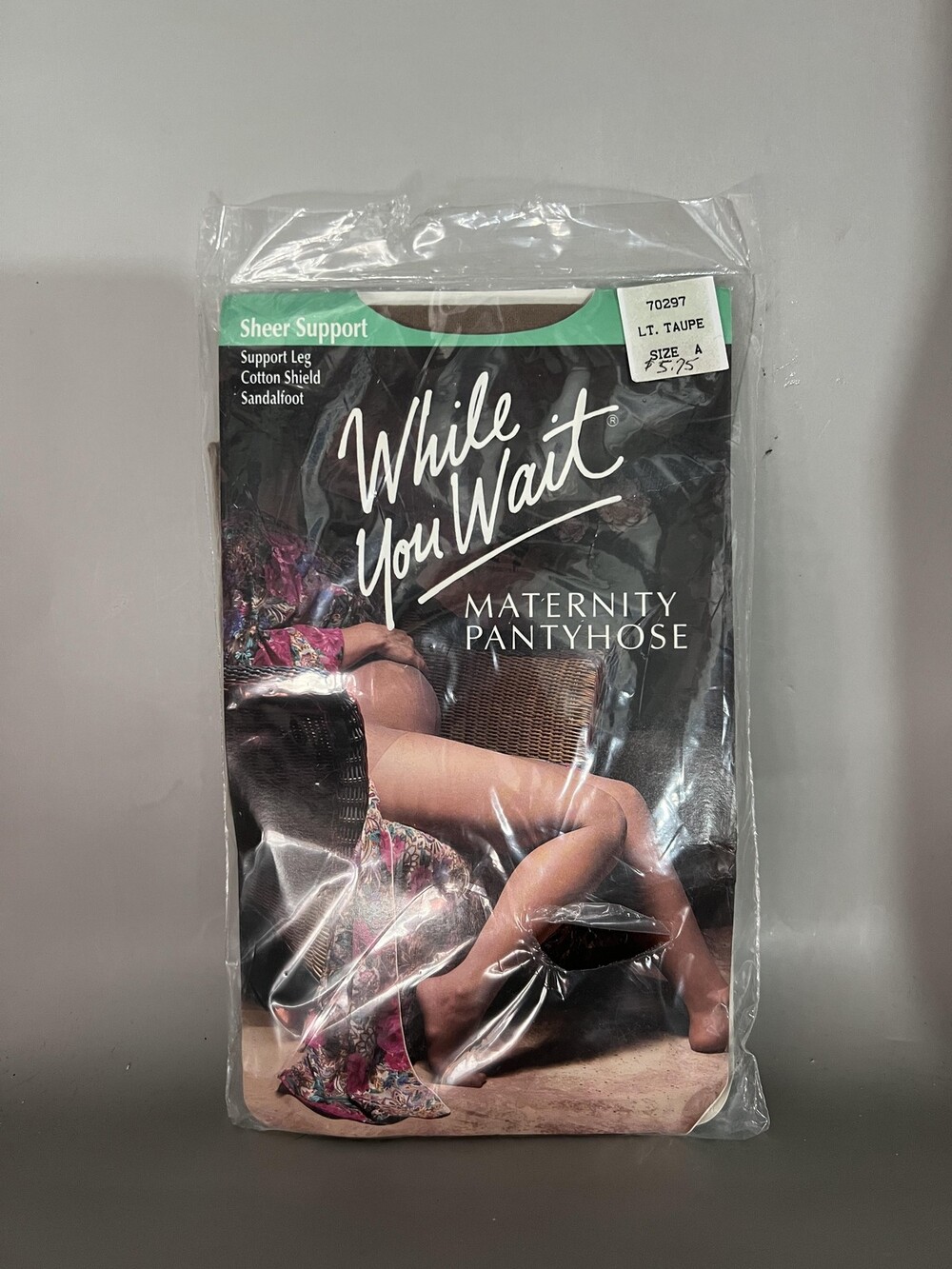 While You Wait Pantyhose Womens Size A Light Taupe Maternity Sheer Support
